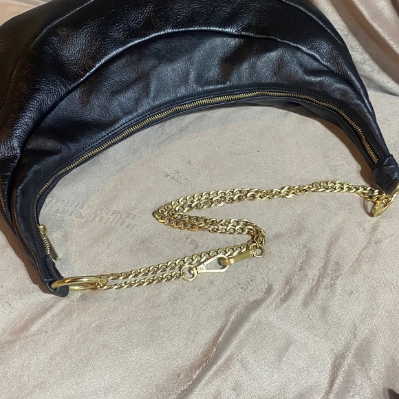 CUIR VERITABLE ITALIAN 
Elegant Black Leather Hobo Shoulder Bag - Picture 8 of 15